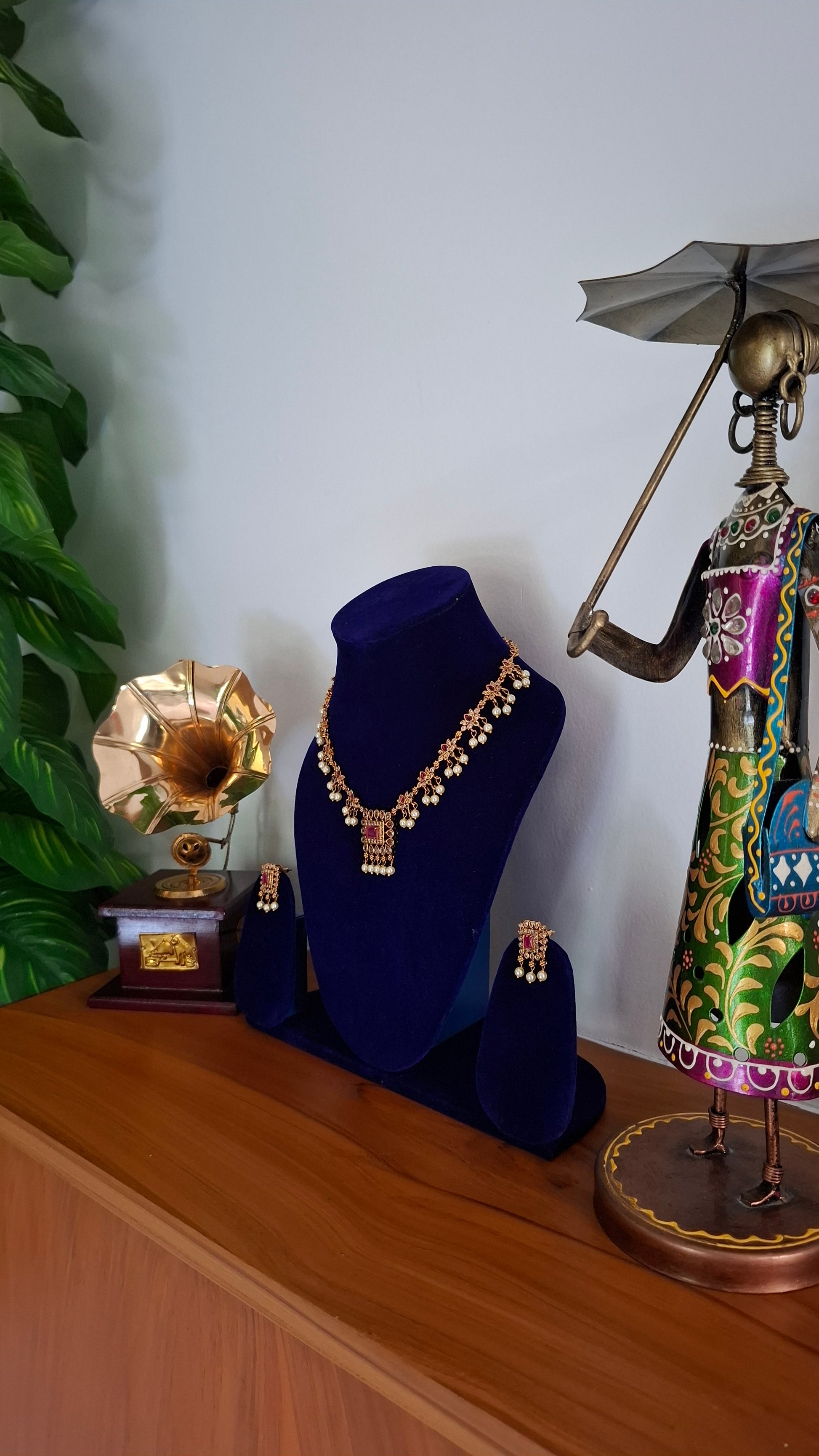 Queen’s Charm Collection 💫