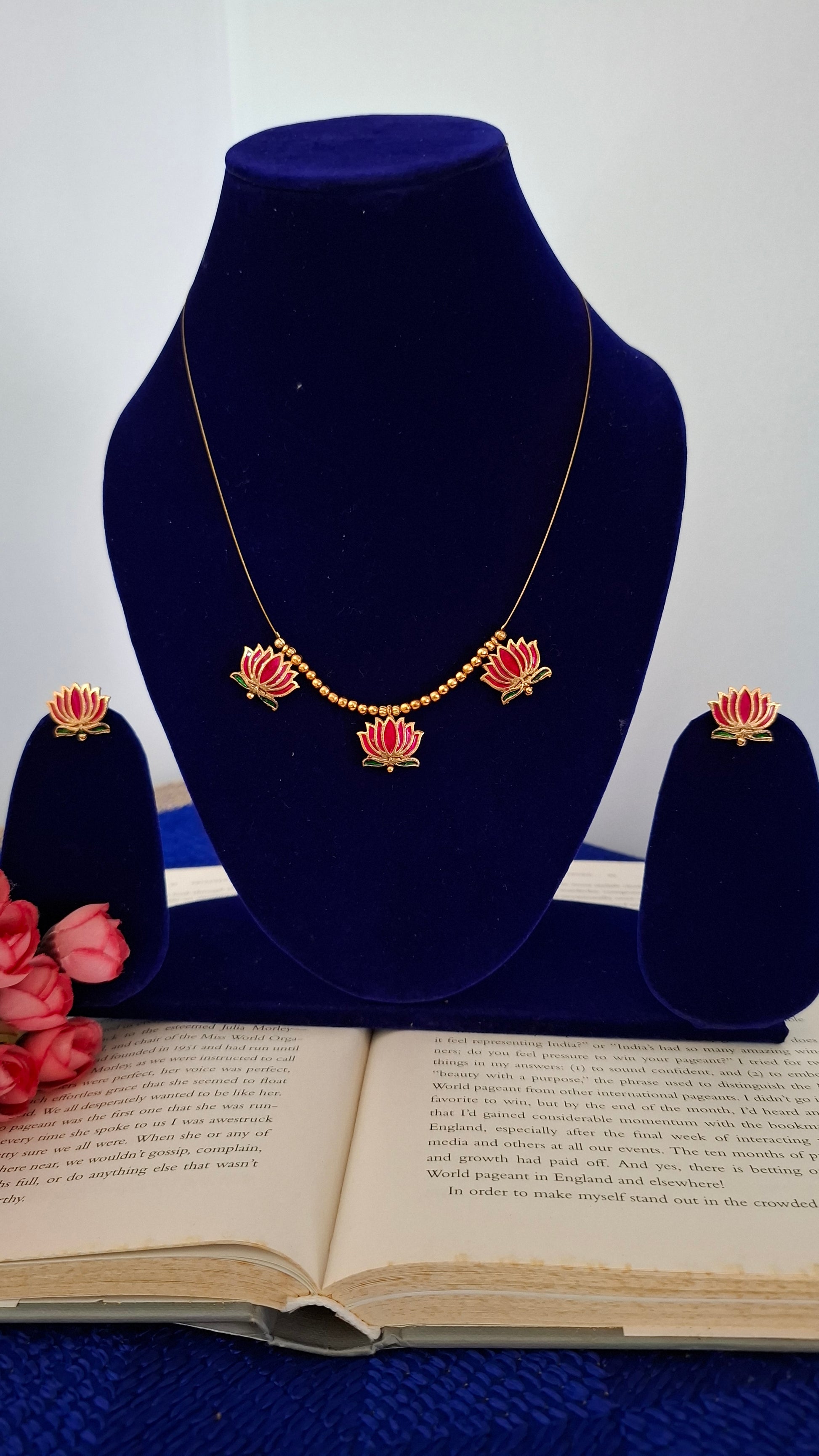 Invisible Lotus Chain